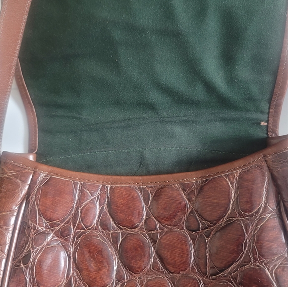 Vintage Dooney & Bourke - classic! - Picture 2 of 11